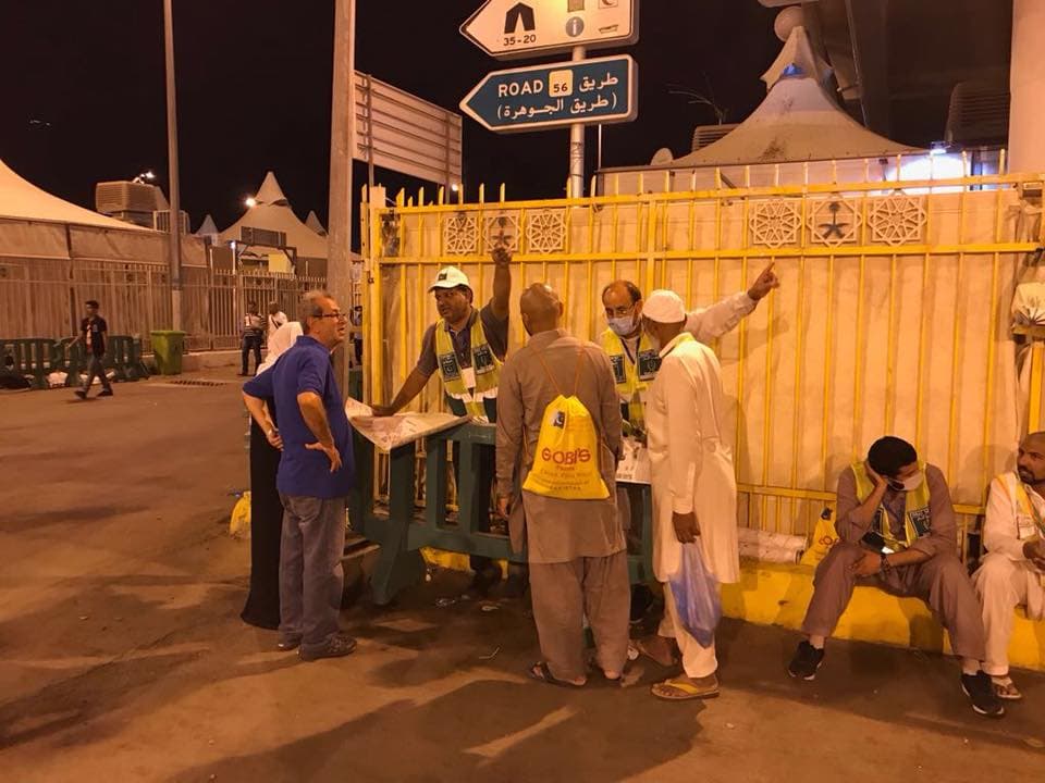 Road guidance at night